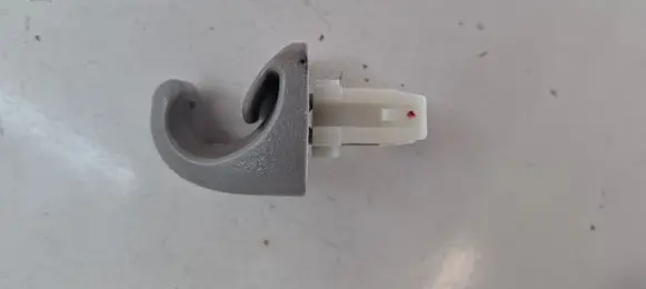 Toyota Corolla Verso AR10 Sun visor clip/hook/bracket 