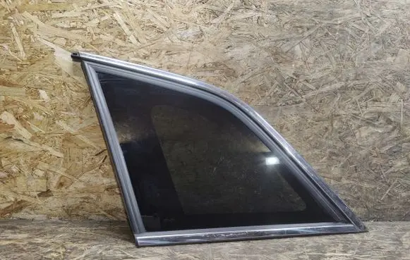 Opel Antara Rear side window 96660068