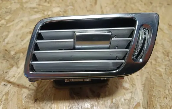 Mercedes-Benz CLS C218 X218 Dashboard side air vent grill/cover trim A2188301054 13042011