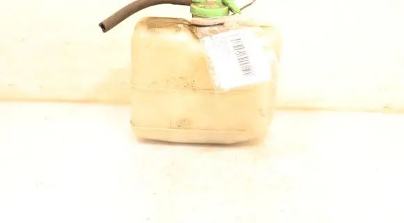 Coolant expansion tank/reservoir