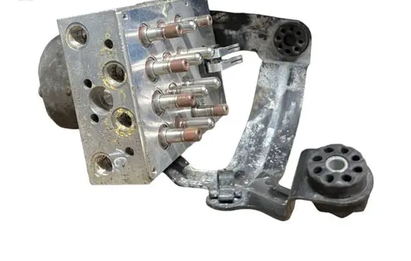BMW 7 E65 E66 ABS Pump 6759563 0265225007 34516759563