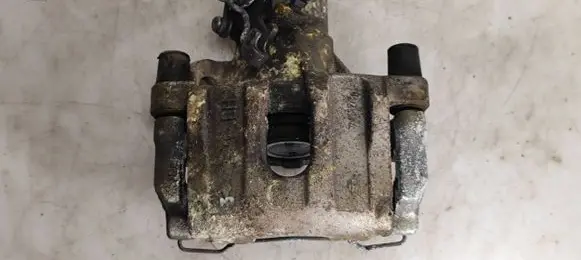 Mazda 3 II Rear brake caliper