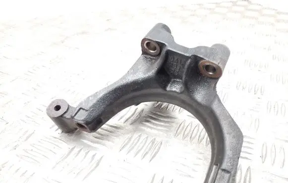 Audi Q3 8U EGR valve cooler bracket 04L131425A