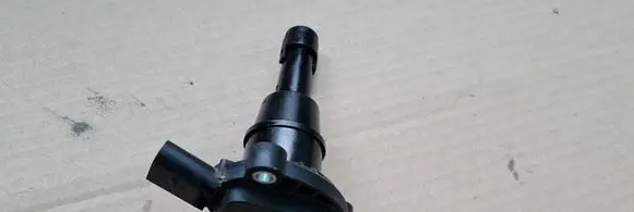Audi Q3 F3 Oil level sensor 03F907660E 09945740 A2C80028000