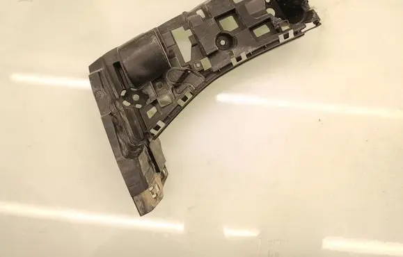 BMW X5 G05 Rear bumper mounting bracket 8069246