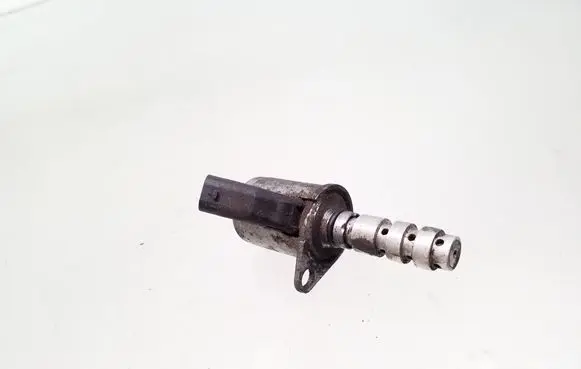 Skoda Octavia Mk3 (5E) Oil pressure sensor 04L906455A