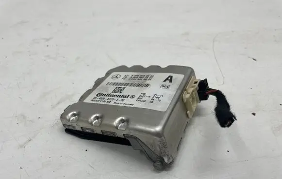Mercedes-Benz E C207 W207 Windshield/windscreen camera A0009050338 A0009054900