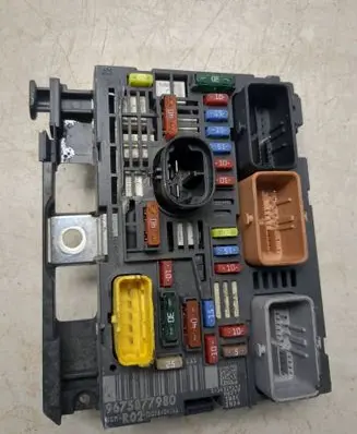 Fuse box set