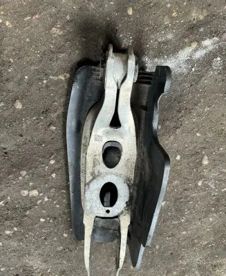 Audi A4 S4 B9 Rear upper control arm/wishbone