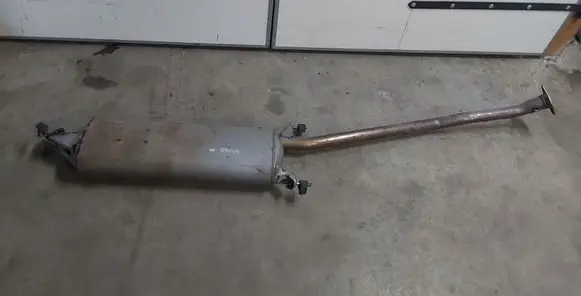 Toyota RAV 4 (XA40) Middle muffler/silencer 
