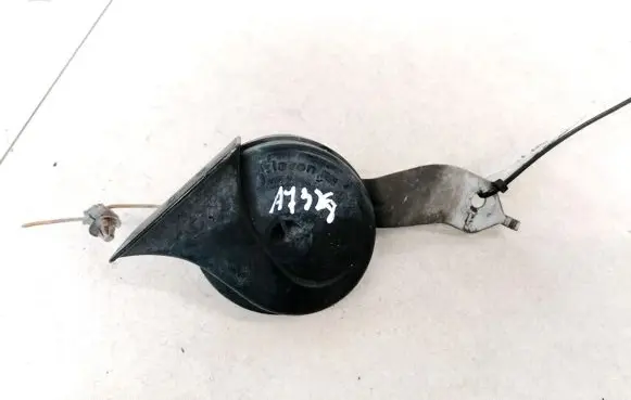 Mazda 3 I Horn signal E20092018