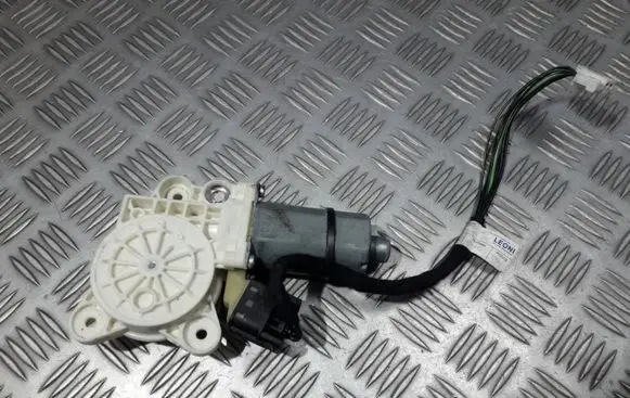 Mercedes-Benz E W211 Front door window regulator motor a2118203042 993627101