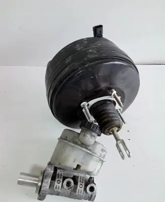 Ford Mustang VI Brake booster FR3C2B195EK