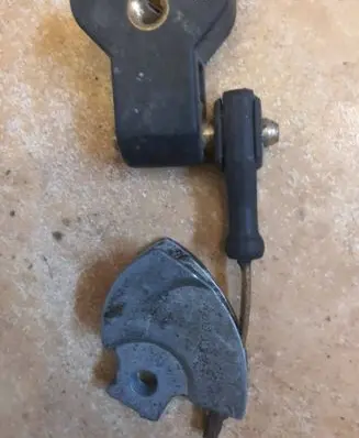 Audi A6 S6 C4 4A Acceleration sensor 43721339