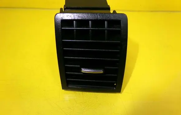 Volkswagen Touareg I Dashboard side air vent grill/cover trim 7L6819703D