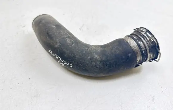 Toyota Avensis T270 Intercooler hose/pipe