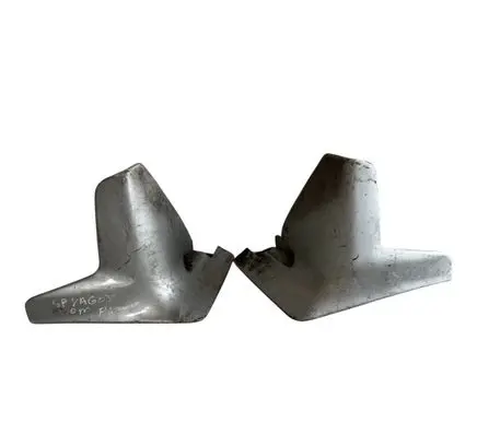 Mitsubishi Space Wagon Front mudguard PAC01 R0KK