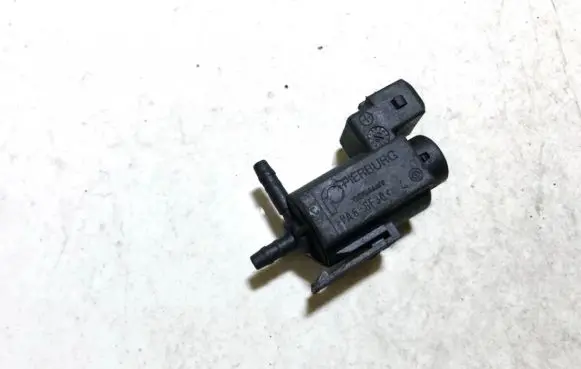 Volvo S60 Turbo solenoid valve 30611668 72224010
