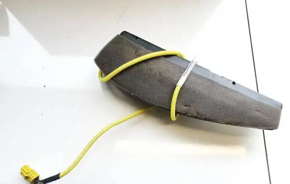 Subaru Legacy Seat airbag 610511500e