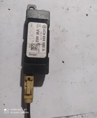 Volkswagen PASSAT B6 Antenna control unit 3C9035552A