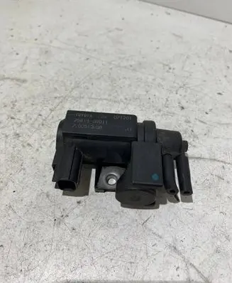 Lexus IS 220D-250-350 Vacuum valve 258190R011 07T201 70051308