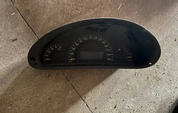 Mercedes-Benz C W203 Speedometer (instrument cluster) A2035407111 110080111006