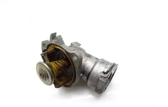 Mercedes-Benz S W221 Thermostat/thermostat housing A6422001915