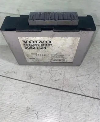Volvo S40, V40 Door central lock control unit/module 30824424 72114 70812