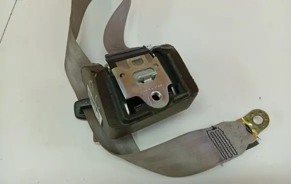 Audi A6 S6 C6 4F Rear seatbelt 4F0857805E