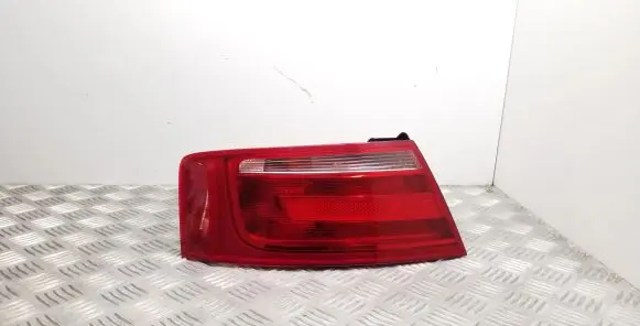 Audi A5 8T 8F Rear/tail lights 8T0945095