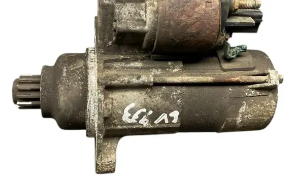 Volkswagen Tiguan Starter motor 02M911024A