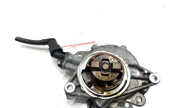Mini Cooper Countryman R60 Vacuum pump 7586424