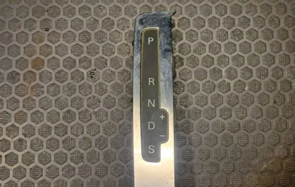 Audi A6 S6 C6 4F Gear shift selector indicator 4F1713463B 04112004048790 40046047150407