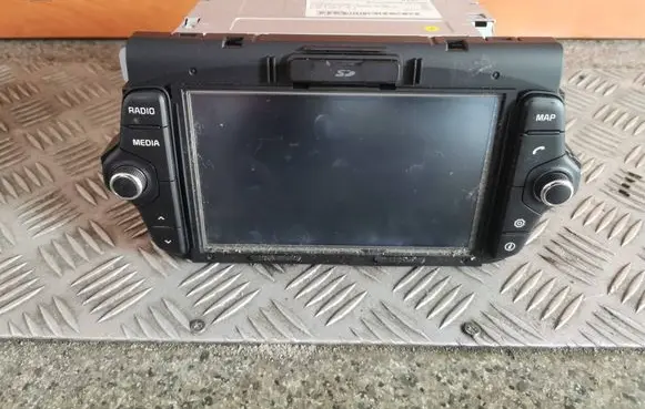 KIA Ceed Radio/CD/DVD/GPS head unit 96560-A2000WK