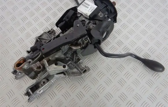 Chrysler Voyager Steering wheel axle 05057207AD
