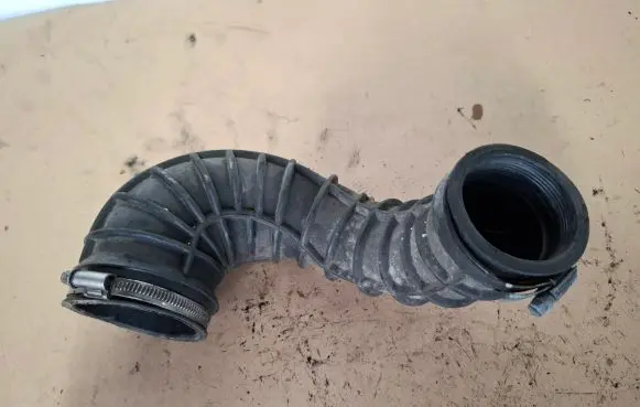Volvo S60 Air intake hose/pipe 08634148
