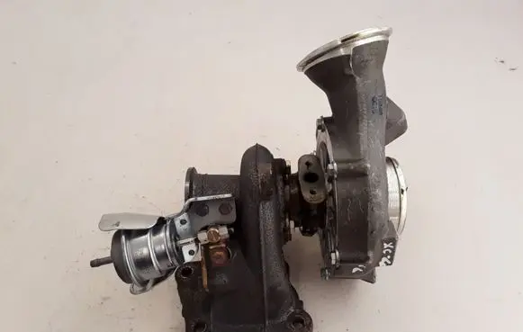 Volvo XC60 Turbo 36012552