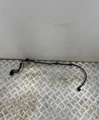 Engine coolant pipe/hose
