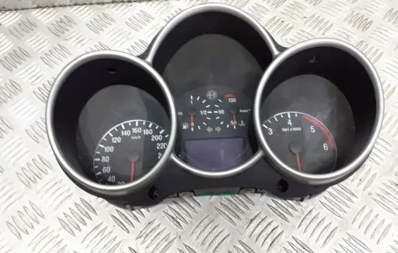 Alfa Romeo 147 Speedometer (instrument cluster) 735290181