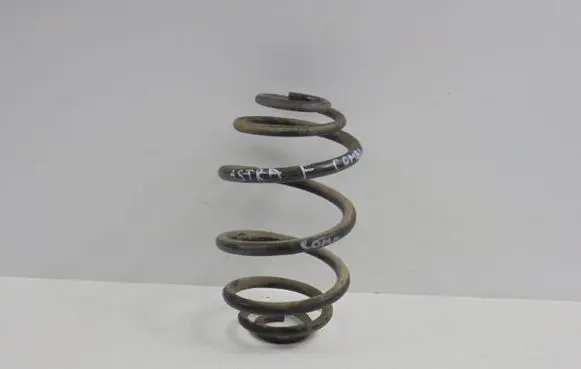 Opel Astra F Rear coil spring 