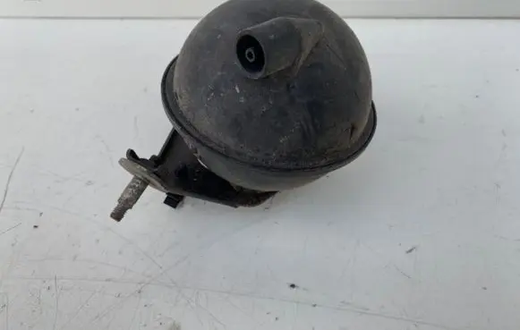 Audi A3 S3 8L Vacuum air tank 054129808