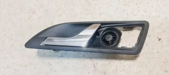 Rear door interior handle