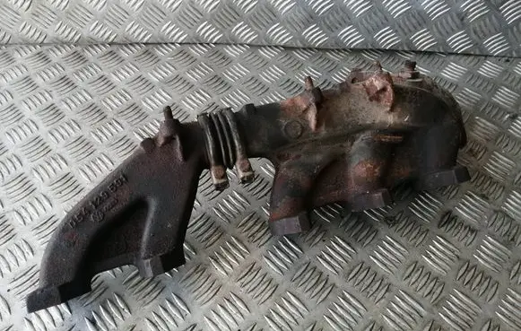 Audi A6 S6 C4 4A Exhaust manifold 054129591 054129592