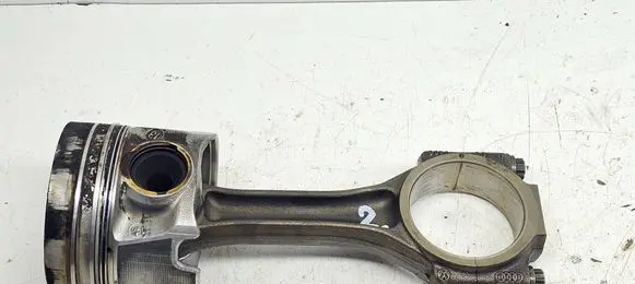 Volkswagen Transporter - Caravelle T5 Piston with connecting rod 038J