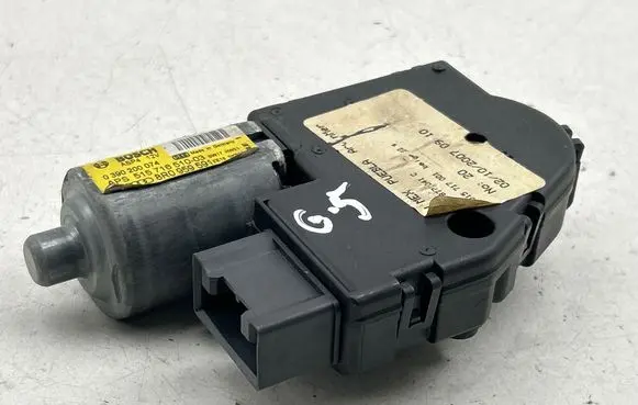 Volkswagen Golf V Sunroof motor/actuator 0390200074 8R0959591 51571651003