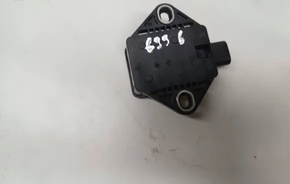 Toyota Corolla Verso E121 ESP acceleration yaw rate sensor 0265005297 8918302020 5007714