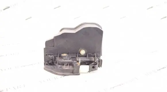 BMW X3 F25 Front door lock 7276668
