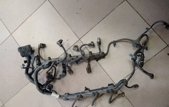 Chrysler Pacifica Engine installation wiring loom 68417572AA 68417572 68832L