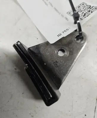 KIA Sorento Slide rail for timing chain 