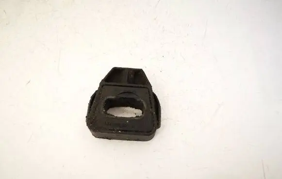 Volkswagen Golf IV Radiator mount bracket 1J0806157A